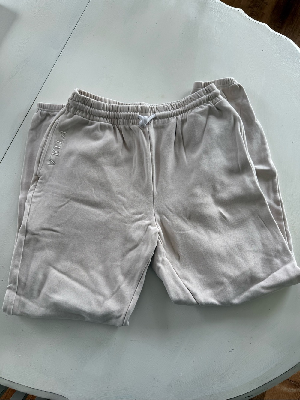 P'tula Men’s Light Cream Drawstring Athletic Shorts